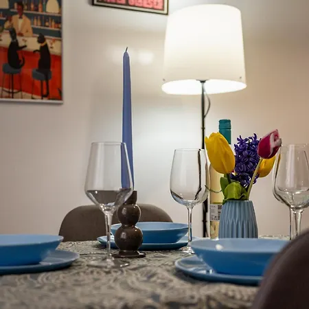 Lovely Art - Victory Apartment Varna